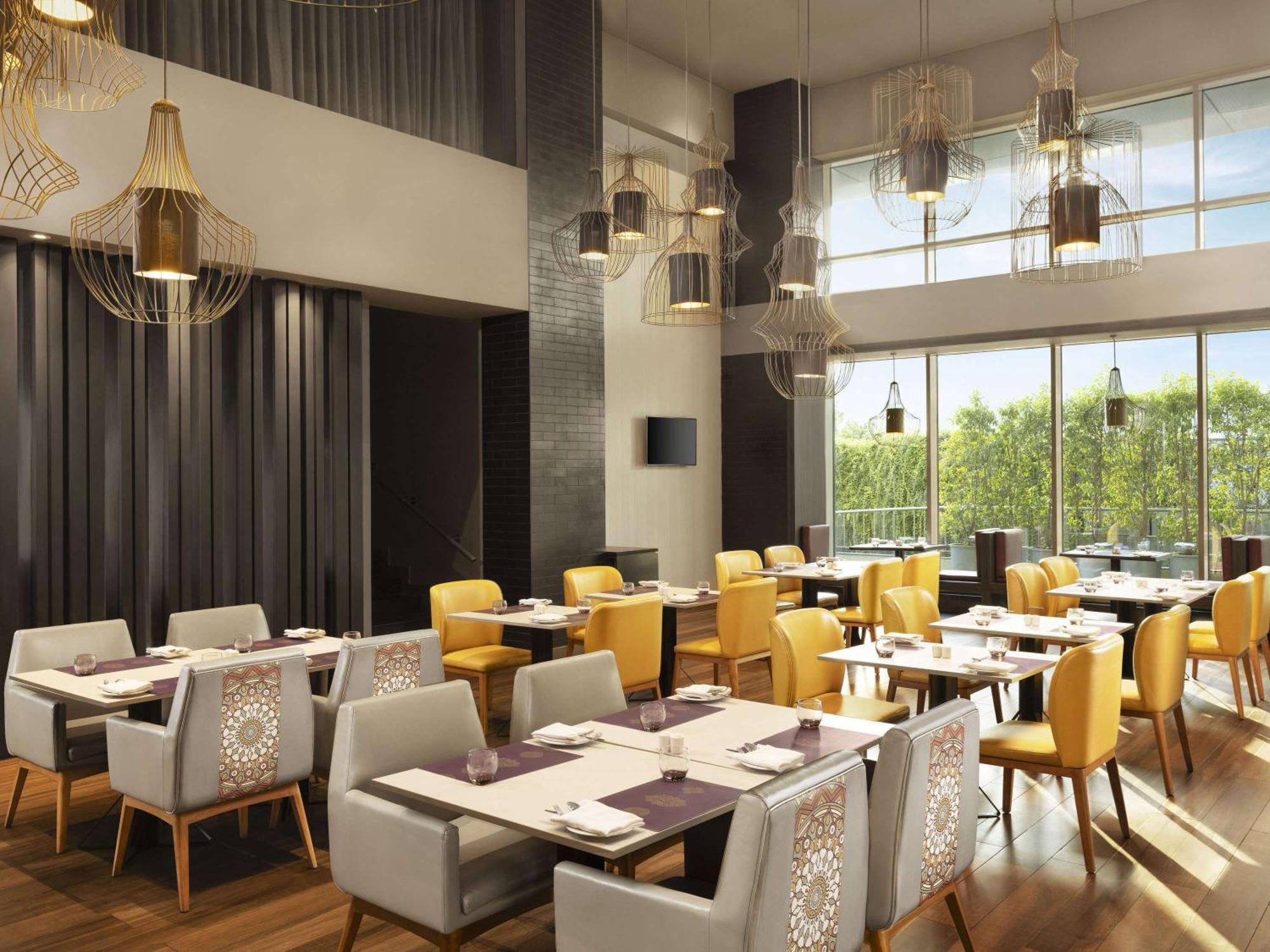 Grand Mercure Ahmedabad Gift City - An Accor Hotels Brand ガンディーナガル エクステリア 写真