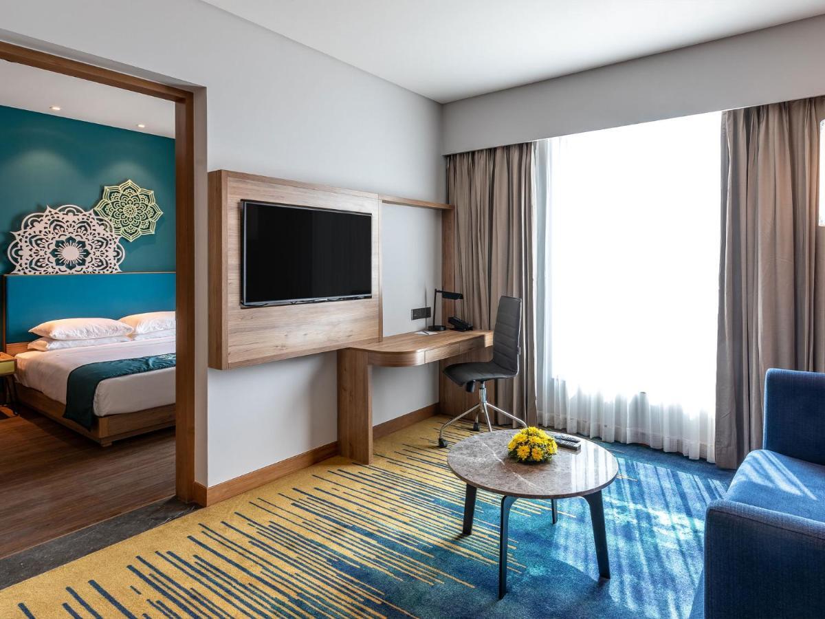 Grand Mercure Ahmedabad Gift City - An Accor Hotels Brand ガンディーナガル エクステリア 写真